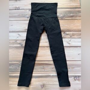 Shapermint Women’s Black High-Waisted Leggings